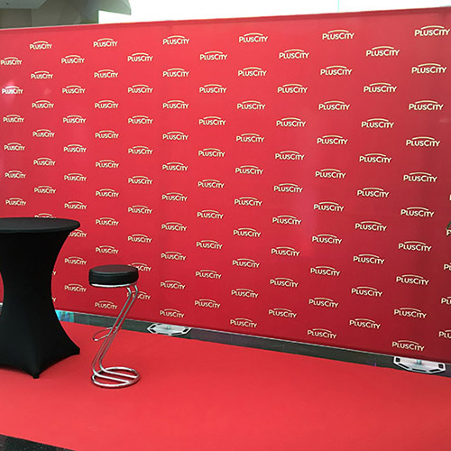 Expolinc Fabric System Step and Repeat with fabric graphic.